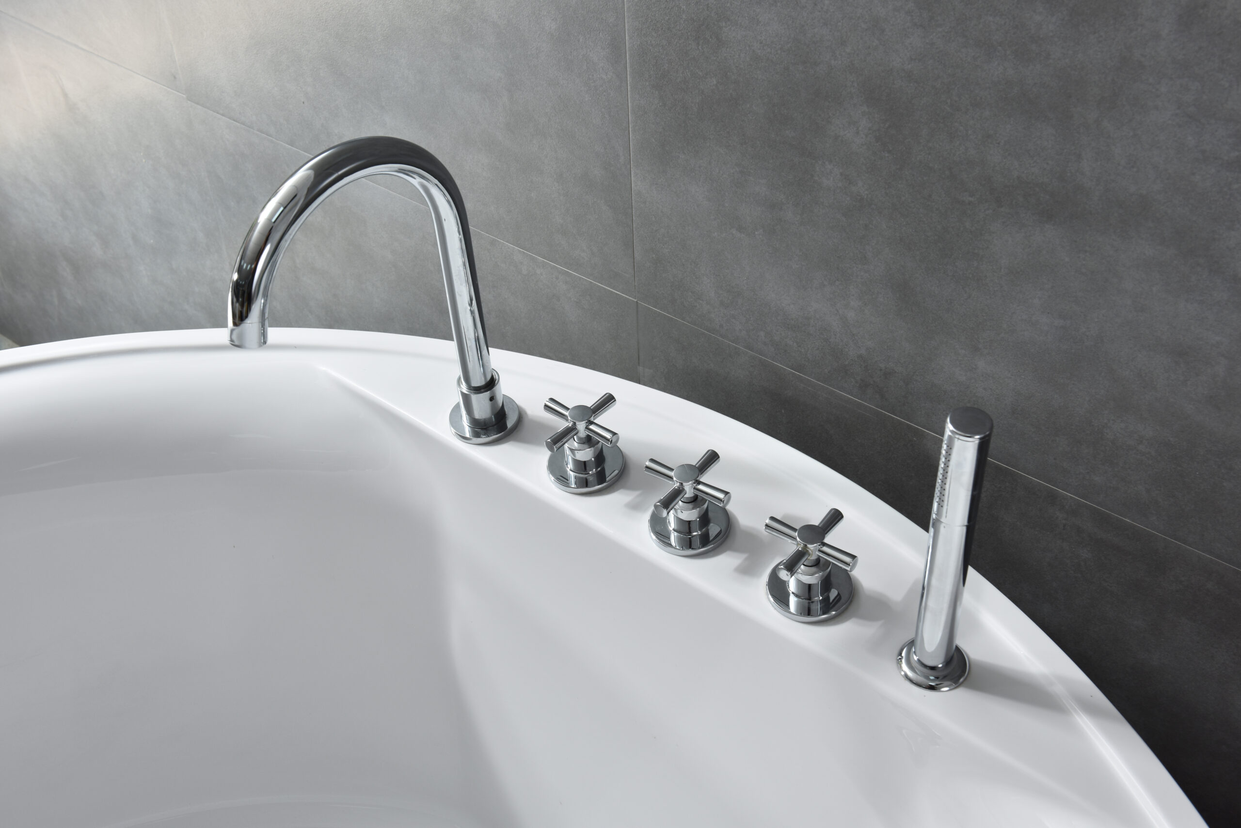 the ultimate spa escape: freestanding round bathtub the ultimate spa escape: freestanding round bathtub